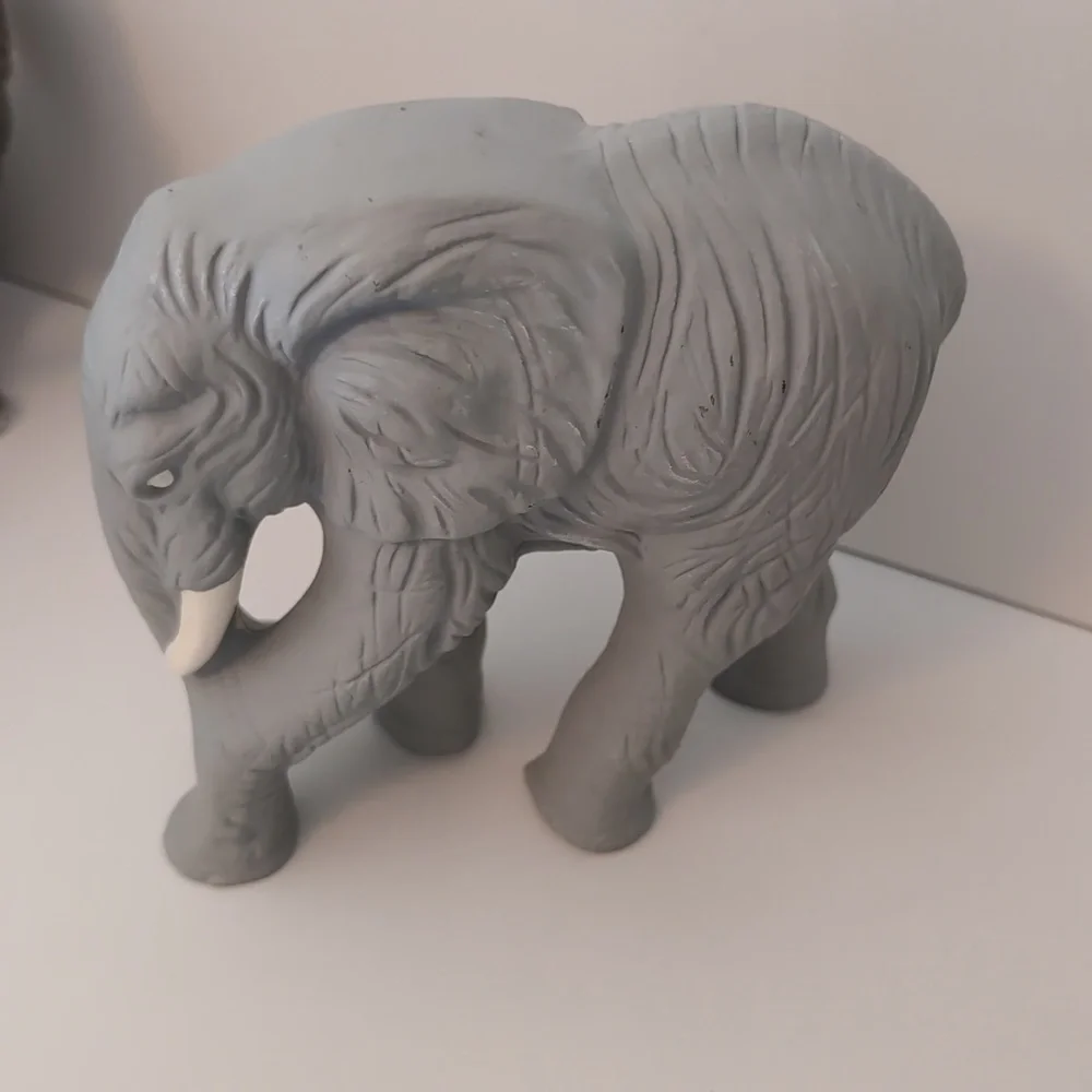 Bundle! 14 Vintage Lucky Elephant Figurines. Ceramic. Wood. Jade